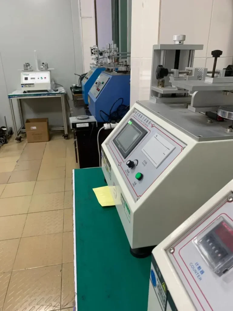 Hearing aid testing instrument