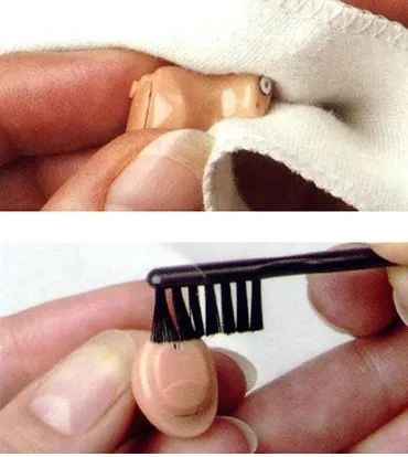Clean the earwax of the hearing aid